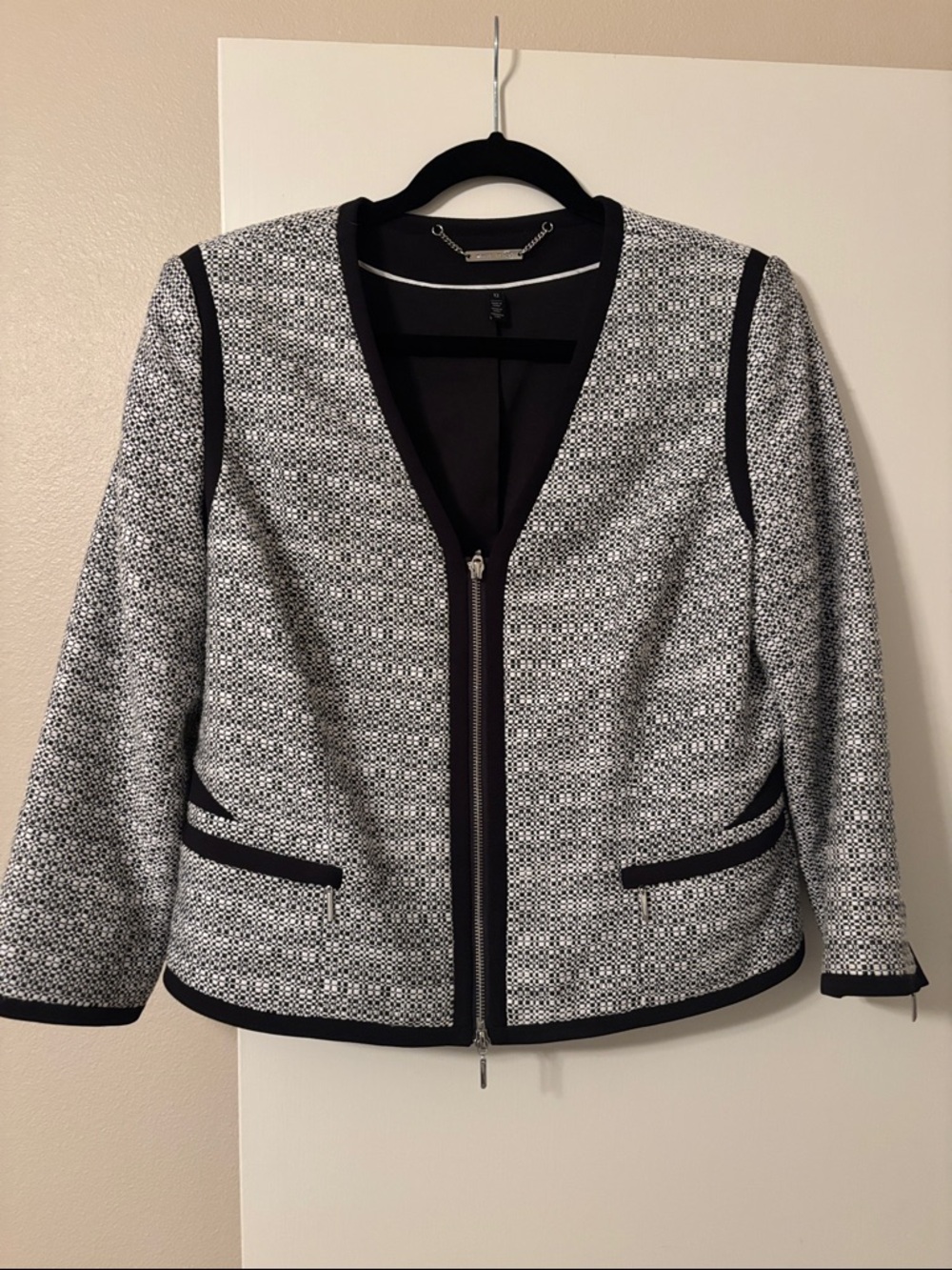 White House Black Market Black & White Zip-Front Tweed Blazer